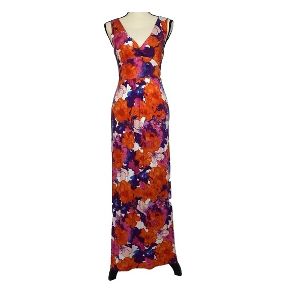 Floral Maxi Plunge Dress Small Petites - Picture 8 of 9